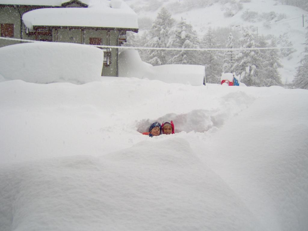 Casa Grande Appartement Pragelato Buitenkant foto